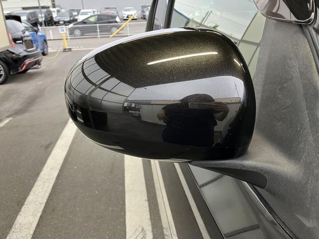 パッソ Ｘ　クツロギ　スマートキー　電動格納ミラー　ＣＶＴ　盗難防止システム　衝突安全ボディ　ベンチシート　ＡＢＳ　ＣＤ　エアコン　パワーステアリング　パワーウィンドウ（33枚目）