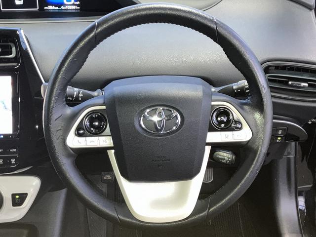 プリウス Ｓセーフティプラス　クリアランスソナー　レーンアシスト　オートクルーズコントロール　パークアシスト　衝突被害軽減システム　バックカメラ　ナビ　ＴＶ　アルミホイール　オートマチックハイビーム　オートライト（7枚目）