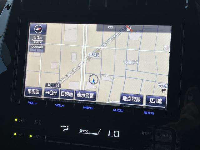 プリウス Ｓセーフティプラス　クリアランスソナー　レーンアシスト　オートクルーズコントロール　パークアシスト　衝突被害軽減システム　バックカメラ　ナビ　ＴＶ　アルミホイール　オートマチックハイビーム　オートライト（8枚目）