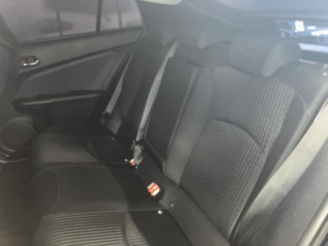 プリウス Ｓセーフティプラス　クリアランスソナー　レーンアシスト　オートクルーズコントロール　パークアシスト　衝突被害軽減システム　バックカメラ　ナビ　ＴＶ　アルミホイール　オートマチックハイビーム　オートライト（37枚目）