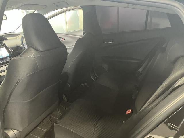 プリウス Ｓセーフティプラス　クリアランスソナー　レーンアシスト　オートクルーズコントロール　パークアシスト　衝突被害軽減システム　バックカメラ　ナビ　ＴＶ　アルミホイール　オートマチックハイビーム　オートライト（41枚目）