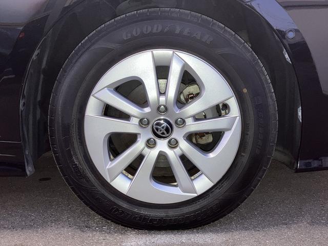 プリウス Ｓセーフティプラス　クリアランスソナー　レーンアシスト　オートクルーズコントロール　パークアシスト　衝突被害軽減システム　バックカメラ　ナビ　ＴＶ　アルミホイール　オートマチックハイビーム　オートライト（56枚目）