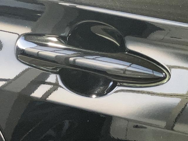 プリウス Ｓセーフティプラス　クリアランスソナー　レーンアシスト　オートクルーズコントロール　パークアシスト　衝突被害軽減システム　バックカメラ　ナビ　ＴＶ　アルミホイール　オートマチックハイビーム　オートライト（57枚目）