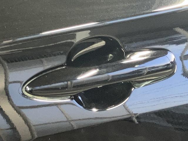 プリウス Ｓセーフティプラス　クリアランスソナー　レーンアシスト　オートクルーズコントロール　パークアシスト　衝突被害軽減システム　バックカメラ　ナビ　ＴＶ　アルミホイール　オートマチックハイビーム　オートライト（59枚目）