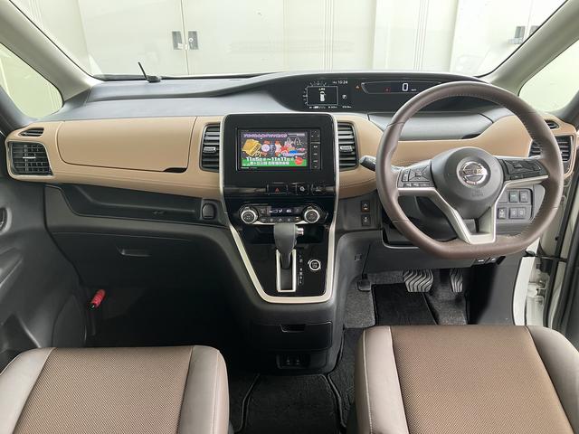 セレナ ハイウェイスター　ＥＴＣ　全周囲カメラ　ナビ　ＴＶ　クリアランスソナー　オートクルーズコントロール　衝突被害軽減システム　両側電動スライドドア　オートライト　スマートキー　アイドリングストップ　電動格納ミラー（6枚目）