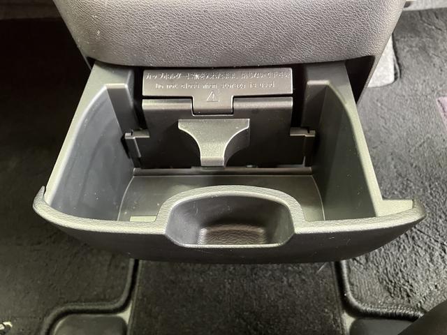 セレナ ハイウェイスター　ＥＴＣ　全周囲カメラ　ナビ　ＴＶ　クリアランスソナー　オートクルーズコントロール　衝突被害軽減システム　両側電動スライドドア　オートライト　スマートキー　アイドリングストップ　電動格納ミラー（45枚目）