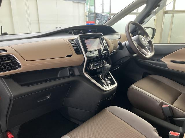 セレナ ハイウェイスター　ＥＴＣ　全周囲カメラ　ナビ　ＴＶ　クリアランスソナー　オートクルーズコントロール　衝突被害軽減システム　両側電動スライドドア　オートライト　スマートキー　アイドリングストップ　電動格納ミラー（46枚目）