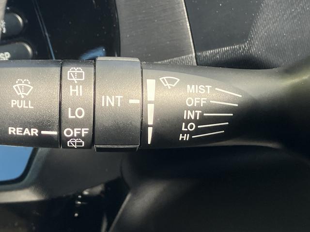 アクア S ETC バックカメラ ナビ TV オートライト スマートキー アイドリングストップ 電動格納ミラー CVT 衝突安全ボディ ABS ESC Bluetooth エアコン パワーステアリング(12枚目)