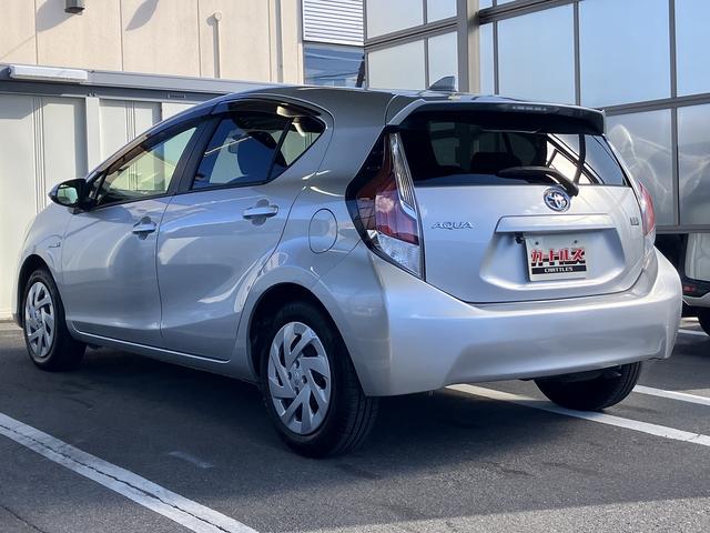 アクア S ETC バックカメラ ナビ TV オートライト スマートキー アイドリングストップ 電動格納ミラー CVT 衝突安全ボディ ABS ESC Bluetooth エアコン パワーステアリング(21枚目)