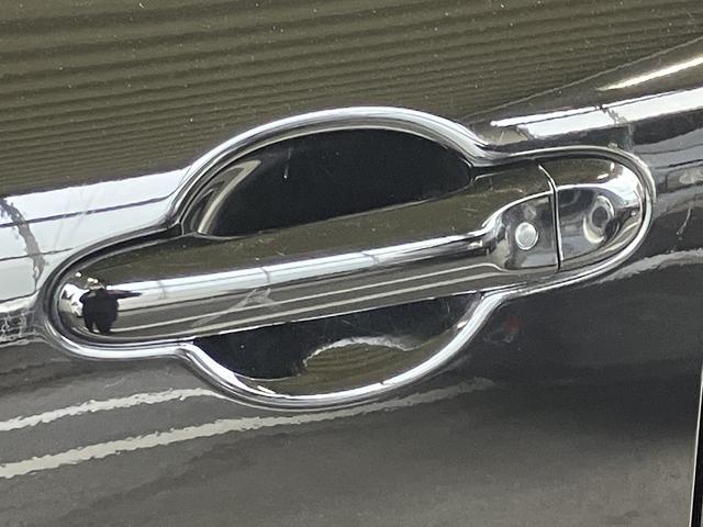 ジューク 15RX ETC バックカメラ ナビ TV オートライト アルミホイール スマートキー アイドリングストップ CVT 盗難防止システム 衝突安全ボディ CD USB ミュージックプレイヤー接続可 ABS ESC(31枚目)