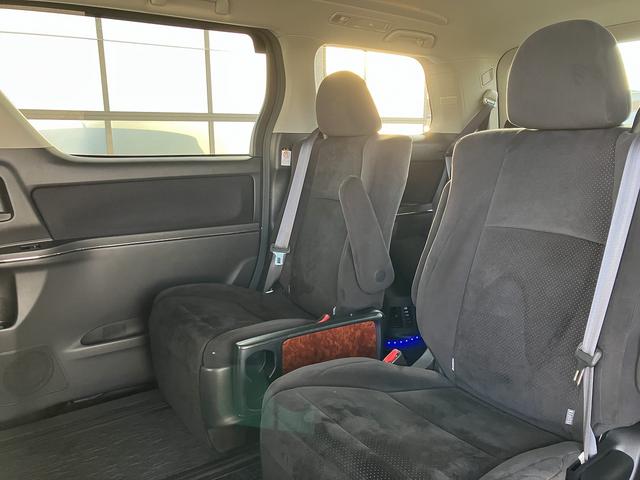 ヴェルファイア 2.4Z プラチナムセレクション ETC バックカメラ ナビ TV クリアランスソナー オートクルーズコントロール 両側電動スライドドア オートライト HID 電動リアゲート スマートキー 電動格納ミラー 後席モニター 3列シート(40枚目)