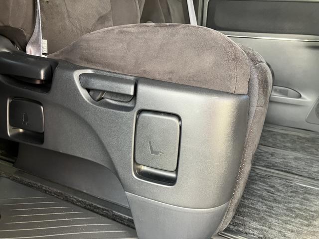 ヴェルファイア 2.4Z プラチナムセレクション ETC バックカメラ ナビ TV クリアランスソナー オートクルーズコントロール 両側電動スライドドア オートライト HID 電動リアゲート スマートキー 電動格納ミラー 後席モニター 3列シート(44枚目)