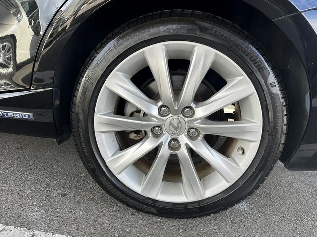 ＩＳ ＩＳ３００ｈ　ドライブレコーダー　ＥＴＣ　オートクルーズコントロール　バックカメラ　ナビ　ＴＶ　アルミホイール　オートライト　ＬＥＤヘッドランプ　ＣＶＴ　シートヒーター　スマートキー　電動格納ミラー（24枚目）