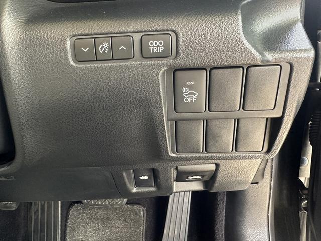 ＩＳ ＩＳ３００ｈ　ドライブレコーダー　ＥＴＣ　オートクルーズコントロール　バックカメラ　ナビ　ＴＶ　アルミホイール　オートライト　ＬＥＤヘッドランプ　ＣＶＴ　シートヒーター　スマートキー　電動格納ミラー（25枚目）