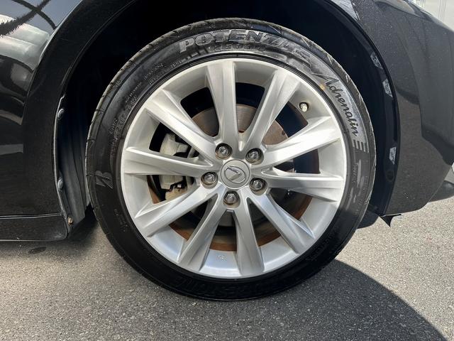 ＩＳ ＩＳ３００ｈ　ドライブレコーダー　ＥＴＣ　オートクルーズコントロール　バックカメラ　ナビ　ＴＶ　アルミホイール　オートライト　ＬＥＤヘッドランプ　ＣＶＴ　シートヒーター　スマートキー　電動格納ミラー（29枚目）