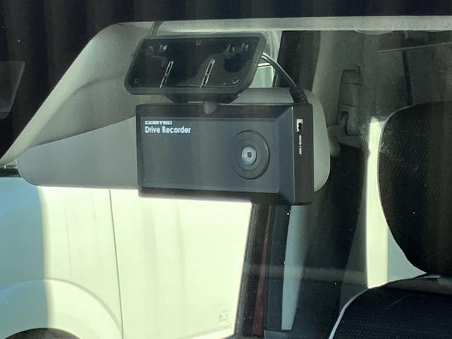 ドライブレコーダー装備♪映像と音声を記録してくれるドライブレコーダーは、事故の際に確かな証拠能力を発揮してくれます。