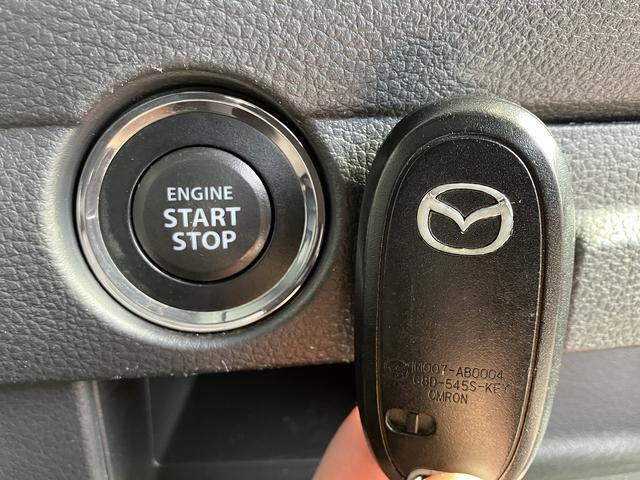 プッシュエンジンスタートシステム、エンジン始動・停止をワンタッチで行うことができます。