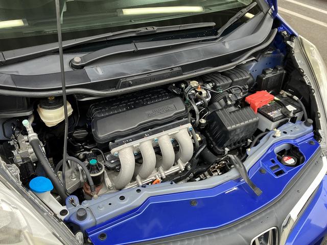 フィット G・10thアニバーサリー ドライブレコーダー ETC バックカメラ ナビ TV スマートキー CVT 盗難防止システム 衝突安全ボディ ABS CD DVD再生 USB エアコン パワーステアリング パワーウィンドウ(23枚目)