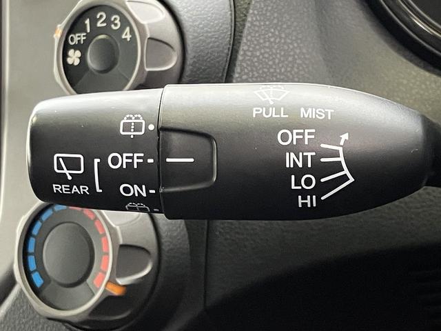 フィット G・10thアニバーサリー ドライブレコーダー ETC バックカメラ ナビ TV スマートキー CVT 盗難防止システム 衝突安全ボディ ABS CD DVD再生 USB エアコン パワーステアリング パワーウィンドウ(32枚目)