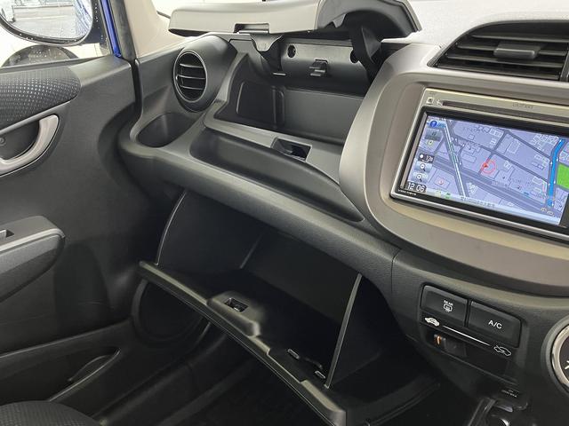 フィット G・10thアニバーサリー ドライブレコーダー ETC バックカメラ ナビ TV スマートキー CVT 盗難防止システム 衝突安全ボディ ABS CD DVD再生 USB エアコン パワーステアリング パワーウィンドウ(52枚目)