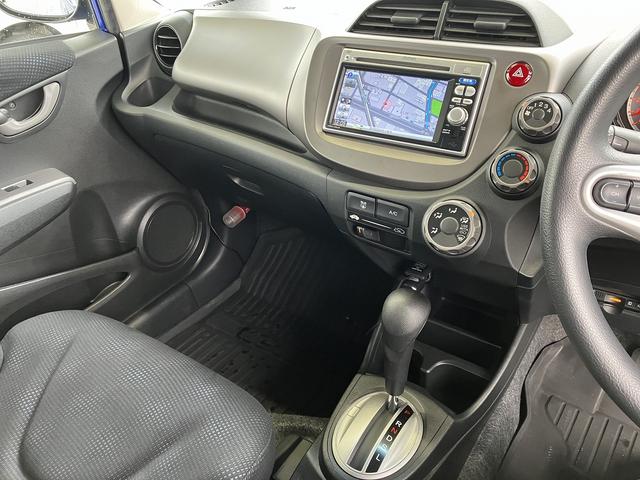 フィット G・10thアニバーサリー ドライブレコーダー ETC バックカメラ ナビ TV スマートキー CVT 盗難防止システム 衝突安全ボディ ABS CD DVD再生 USB エアコン パワーステアリング パワーウィンドウ(56枚目)