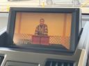 TV付きの車となっております。送迎時の待ち時間などとてもお役に立ちます。