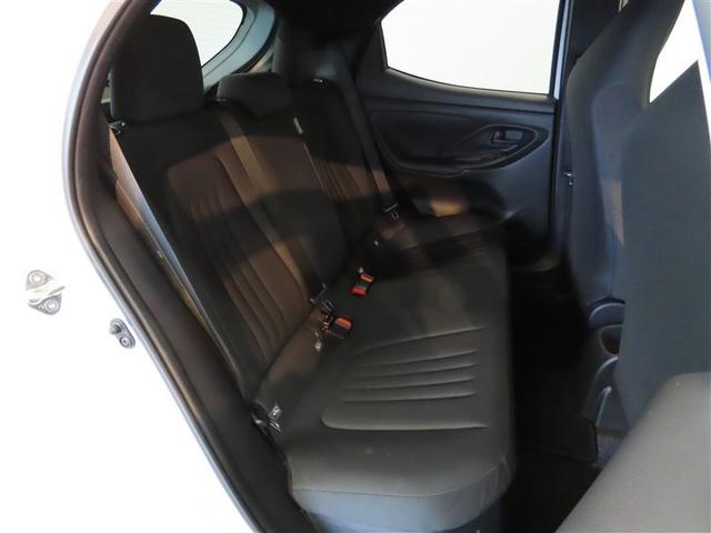 ヤリス ハイブリッドＧ　ハイブリッド　メモリーナビ　バックカメラ　ミュージックプレイヤー接続可　衝突被害軽減システム　ＥＴＣ　スマートキー　アイドリングストップ　オートクルーズコントロール　キーレス（11枚目）