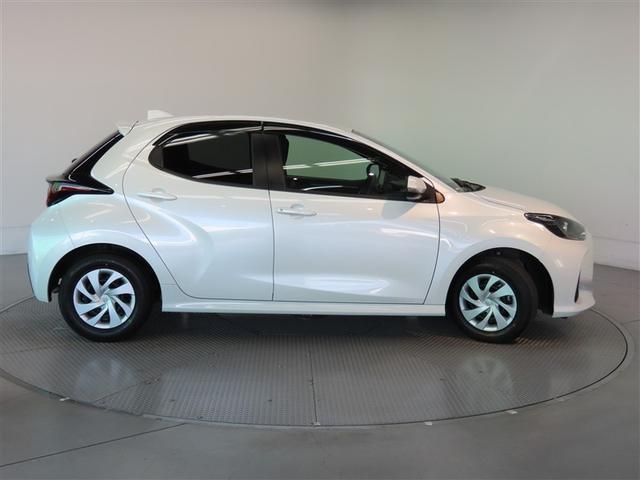 ヤリス ハイブリッドＧ　ハイブリッド　メモリーナビ　バックカメラ　ミュージックプレイヤー接続可　衝突被害軽減システム　ＥＴＣ　スマートキー　アイドリングストップ　オートクルーズコントロール　キーレス（22枚目）