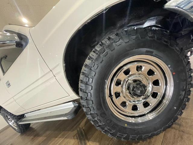 　クリームカラー全塗装済み　４ＷＤ　ＣＦ３０００新品タイヤ　デイトナホイール　オレンジコーナーレンズ　ＩＳＵＺＵエンブレム　前後メッキバンパー(13枚目)