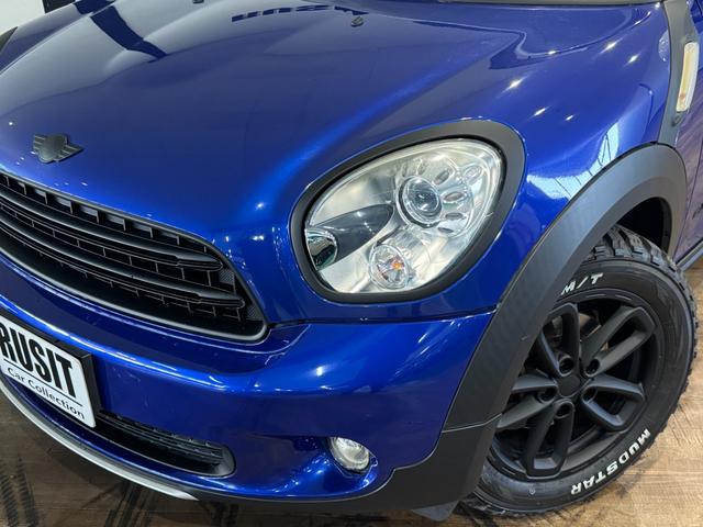 ＭＩＮＩ クーパーＤ　クロスオーバー　オール４　ルーフラック付き　ＲＡＤＩＡＬ　Ｍ／Ｔ新品タイヤ　ホイール艶あり塗装（13枚目）