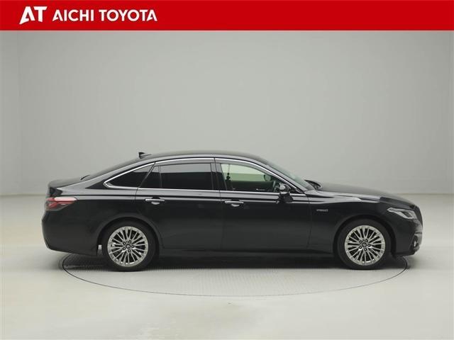 クラウンハイブリッド S エレガンススタイル 衝突軽減ブレーキ LEDライト ワンオーナー車 バックカメラ クルコン ETC パワーシート DVD再生 ドラレコ メモリーナビ ミュージックプレイヤー接続可 アルミホイール スマートキー ナビTV(7枚目)