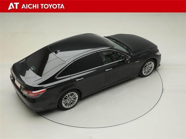 クラウンハイブリッド S エレガンススタイル 衝突軽減ブレーキ LEDライト ワンオーナー車 バックカメラ クルコン ETC パワーシート DVD再生 ドラレコ メモリーナビ ミュージックプレイヤー接続可 アルミホイール スマートキー ナビTV(14枚目)