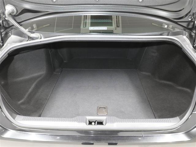 クラウンハイブリッド S エレガンススタイル 衝突軽減ブレーキ LEDライト ワンオーナー車 バックカメラ クルコン ETC パワーシート DVD再生 ドラレコ メモリーナビ ミュージックプレイヤー接続可 アルミホイール スマートキー ナビTV(21枚目)