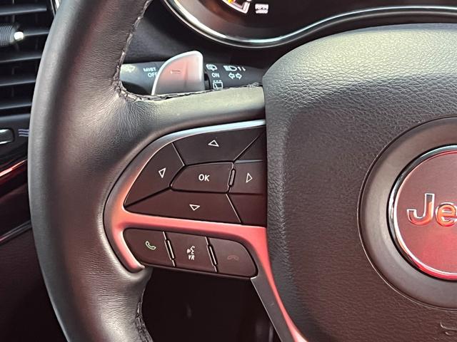 ジープ・グランドチェロキー リミテッド　Ｕコネクトナビ・フルセグＴＶ・バックカメラ・Ｂｌｕｅｔｏｏｔｈ対応・黒革シート・ヒーター・ベンチレーション・後席シートヒーター・ステアリングヒーター・アダプティブクルーズコントロール・ＥＴＣ２．０（34枚目）