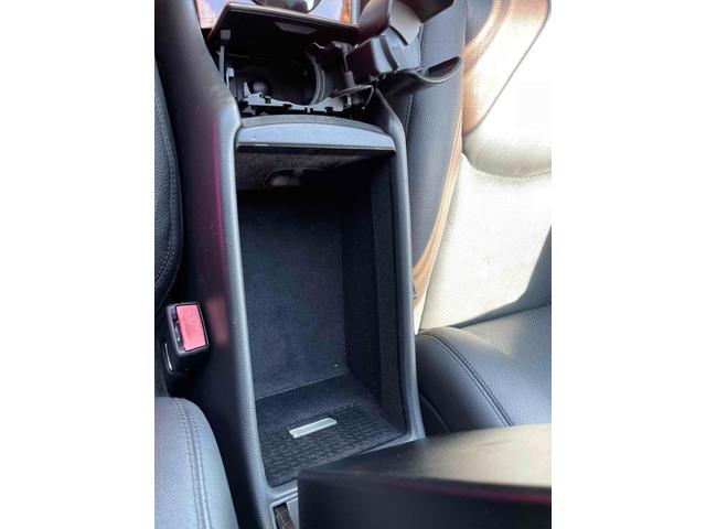 Ｓクラス Ｓ３５０　車検整備付　Ｆ０１ロリンザーエアロー　マフラー　２０インチアルミ　ローダウン　左ハンドル　フルセグＴＶ　ナビ　クリアランスソナー　クルーズコントロール　サンルーフ　オートライト　ＨＩＤ　シートヒーター（41枚目）