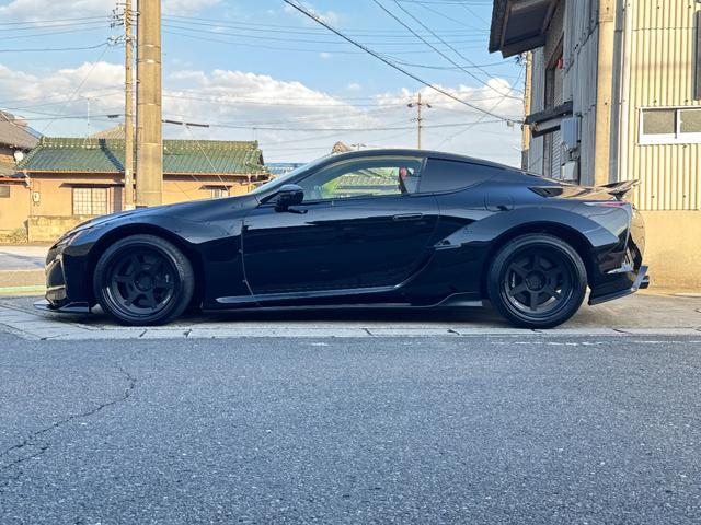 LC LC500 Sパッケージ リバティーウォーク仕様 パワークラフトマフラー(可変バルブ) IDEALエアサスキット カーボンルーフ LBWK20インチアルミ デジタルインナーミラー(5枚目)