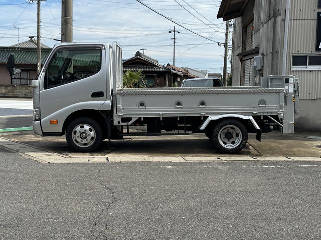 ダイナトラック P/G 垂直リフト(折り畳み式ロングゲート)電動リフト(トヨタ車体) パワーゲート 4ナンバー車両 ラジコン MT車両 ダブルタイヤ 荷台ステン張り 積載1350kg 軽油 ドラレコ エクリプスナビ(13枚目)