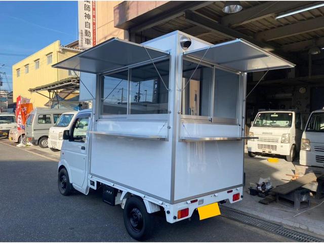 タイタンダッシュ 　キッチンカー　移動販売車　ケータリングカー　フードトラック　（Ｃ）／側面跳上扉＋テーブル，窓サッシ．２層シンク．換気扇．床．レール照明．外部電源．コンセント．８ナンバー登録（41枚目）