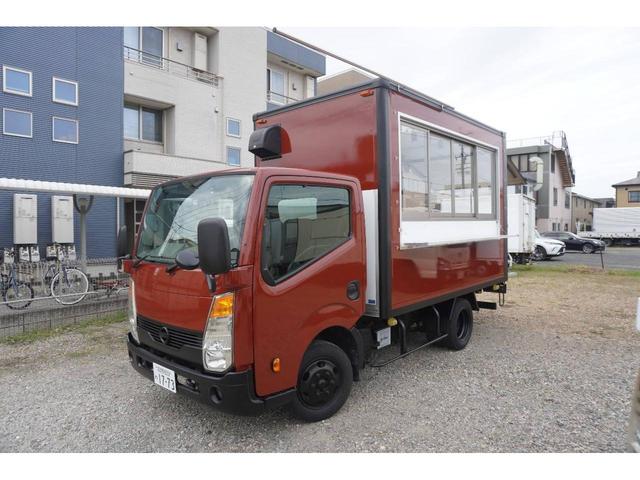 アトラストラック キッチンカー 移動販売車 フードトラック 8ナンバー 保健所対応 中型キッチンカー 中型移動販売車 カスタムフードトラック カスタム移動販売車 シンク 換気扇 給水タンク 外部電源(30枚目)