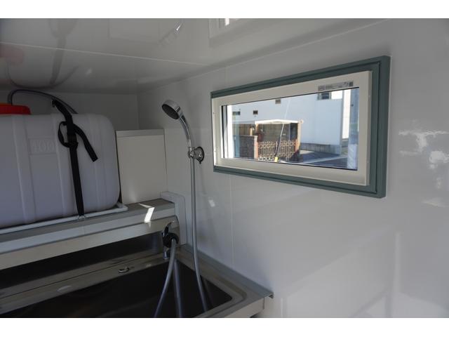 キャリイトラック  トリミングカー ペットトリミングカー 出張トリミングカー/シェルBOX+前方収納+サッシ+出入口ドア+CFフロア+換気扇+洗浄用バス+エアコン+コンセント+網戸+給湯器(7枚目)