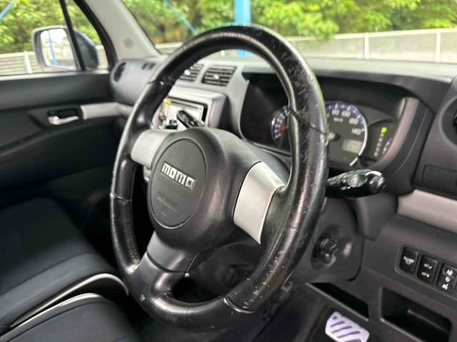 ムーヴコンテ カスタム　ＲＳ　ＥＴＣ　バックカメラ　ナビ　ＨＩＤ　スマートキー　ベンチシート　ＣＶＴ　盗難防止システム　ＡＢＳ　ＣＤ　ＤＶＤ再生　ミュージックプレイヤー接続可　パワーシート　アルミホイール　衝突安全ボディ　エアコン（7枚目）