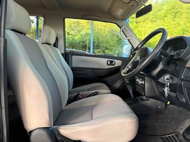 パジェロミニ ＸＲ　４ＷＤ　キーレスエントリー　ＡＴ　アルミホイール　衝突安全ボディ　エアコン　パワーステアリング　パワーウィンドウ（30枚目）