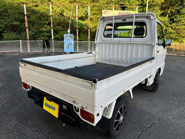 サンバートラック ＴＢ　ＡＴ　アルミホイール　エアコン　運転席エアバッグ（10枚目）