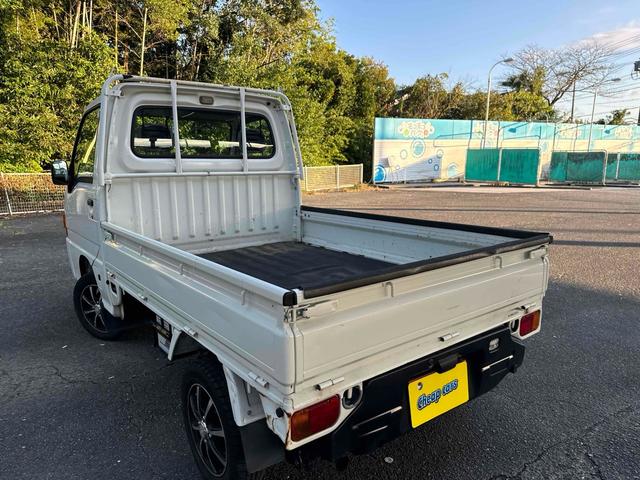 サンバートラック ＴＢ　ＡＴ　アルミホイール　エアコン　運転席エアバッグ（11枚目）