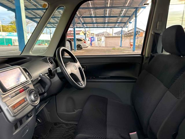 タント カスタムＸリミテッド　ＥＴＣ　電動スライドドア　ナビ　ＨＩＤ　スマートキー　ベンチシート　ＣＶＴ　盗難防止システム　ＡＢＳ　ＣＤ　アルミホイール　衝突安全ボディ　エアコン　パワーステアリング　パワーウィンドウ（30枚目）