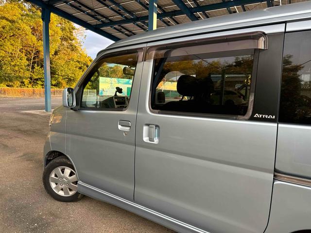 アトレーワゴン カスタムターボＲＳ　ＡＴ　両側スライドドア　キーレスエントリー　ターボ　ＨＩＤ　アルミホイール　ＡＢＳ　エアコン　パワーステアリング　パワーウィンドウ　運転席エアバッグ　助手席エアバッグ　ＣＤ（13枚目）