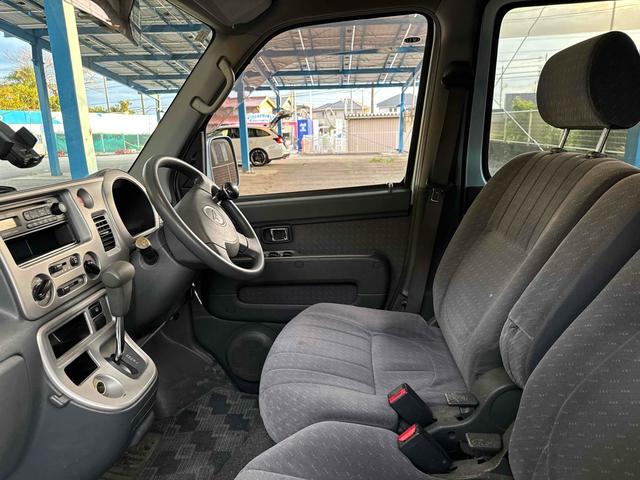 アトレーワゴン カスタムターボＲＳ　ＡＴ　両側スライドドア　キーレスエントリー　ターボ　ＨＩＤ　アルミホイール　ＡＢＳ　エアコン　パワーステアリング　パワーウィンドウ　運転席エアバッグ　助手席エアバッグ　ＣＤ（20枚目）