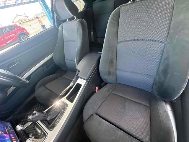 ３シリーズ ３２０ｉ　Ｍスポーツパッケージ　バックカメラ　ＡＴ　オートライト　ＨＩＤ　アルミホイール　盗難防止システム　ＡＢＳ　エアコン　パワーステアリング　パワーウィンドウ（48枚目）