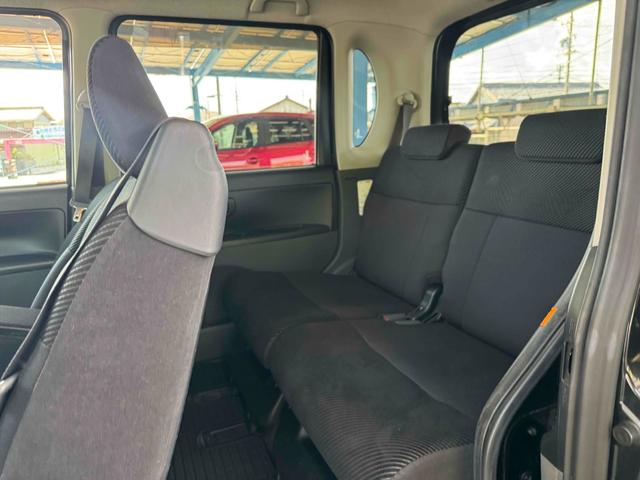 タント カスタムＸ　ＥＴＣ　スライドドア　ナビ　ＨＩＤ　スマートキー　ベンチシート　ＡＴ　盗難防止システム　ＡＢＳ　アルミホイール　衝突安全ボディ　エアコン　パワーステアリング（10枚目）