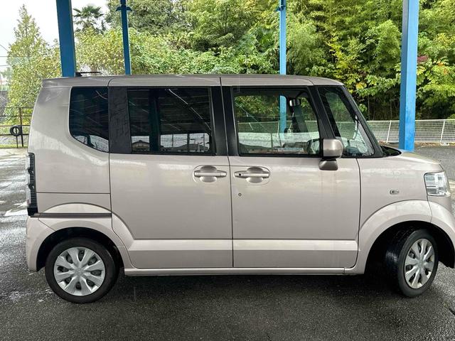 Ｎ－ＢＯＸ＋ Ｇ・Ｌパッケージ　福祉車輌　両側スライドドア　ナビ　ＴＶ　スマートキー　アイドリングストップ　ベンチシート　ＣＶＴ　盗難防止システム　ＡＢＳ　ＥＳＣ　アルミホイール　衝突安全ボディ　エアコン　パワーステアリング（13枚目）